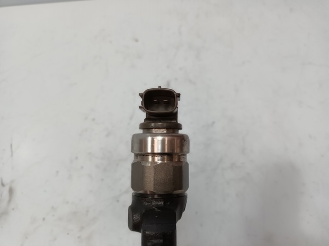 RF7J13H50 MAZDA Inyector  en stock Córdoba