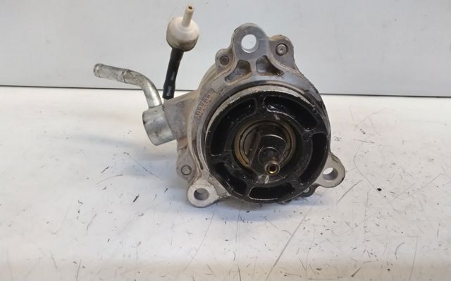 RF7J18G00 Mazda