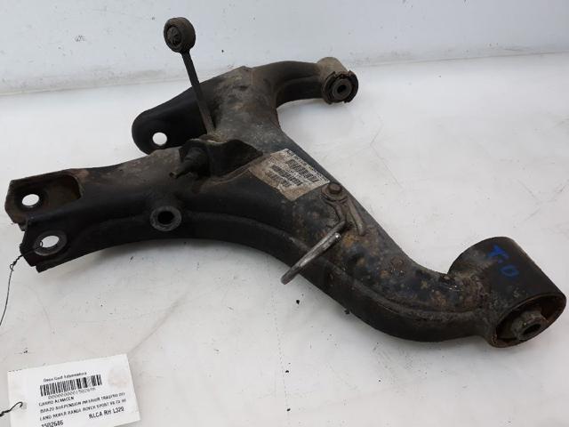 RGG500282 Brazo superior derecho de la suspensión trasera  disponible Utrera