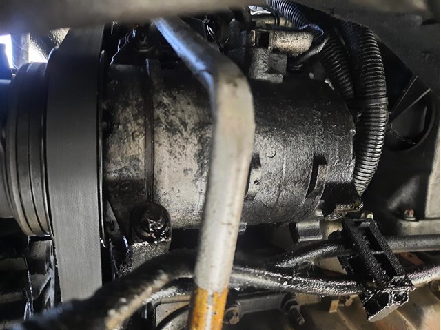 Compresor aire acondicionado para jeep gr.cherokee (wj/wg)  665921 RL116839AA