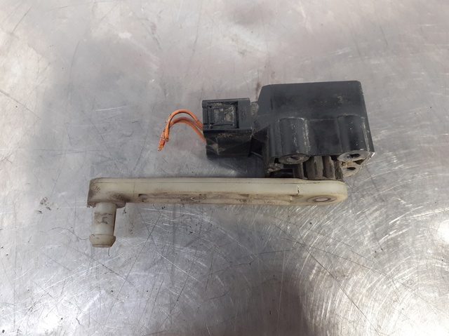 RQH500052 LAND ROVER Sensor de nivel de carrocería trasero izquierdo  en stock Córdoba