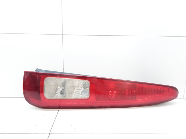 RS1022A01AR00F00 FORD Piloto trasero derecho comprar Bilbao