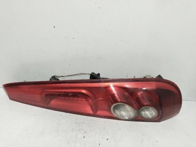 FORD RS1022A01AR00F00 Piloto trasero derecho  en stock Terrassa