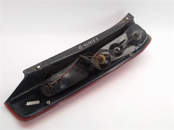 FORD RS1022A01AR00F00 Piloto trasero derecho  disponible Lugo