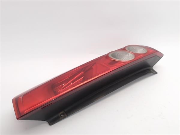 RS1022A01AR00F00 FORD Piloto trasero derecho  en stock Huelva