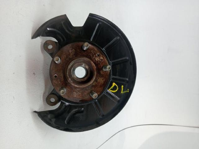 RUB000040 Land Rover