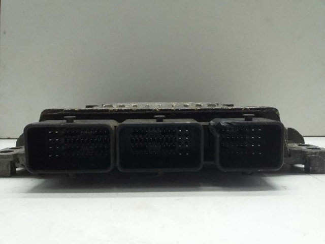 S122326109A Unidad de control del motor (ECU)  disponible Burgos