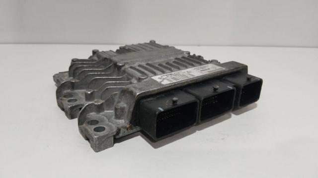 S122326109A ECU  en stock Granada