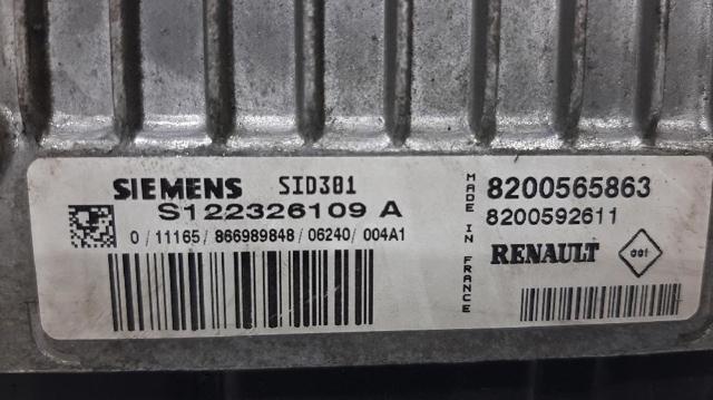 S122326109A RENAULT Unidad de control del motor (ECU)  disponible Vigo
