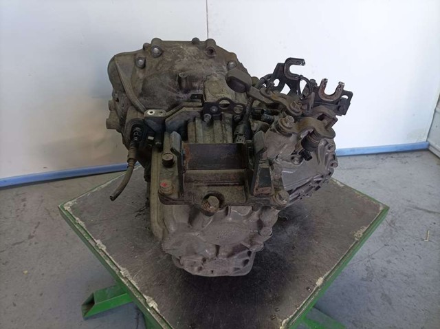 Transimisión manual KIA Magentis II (2005-2008)