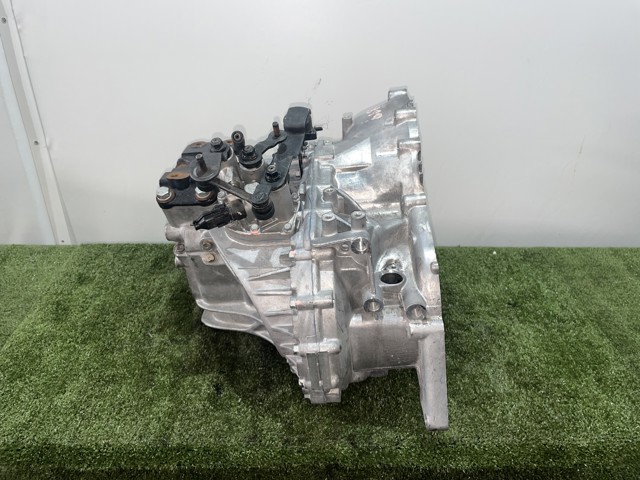HYUNDAI S614JE Caja de cambios manual completa  comprar en Albacete
