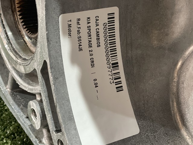 HYUNDAI S614JE Caja de cambios  en stock Salamanca