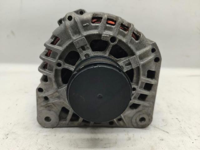 SG12B038 RENAULT Alternador  en stock Huelva