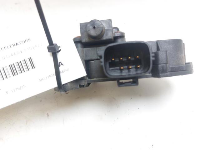 SLC500031PVJ Pedal del acelerador  disponible Utrera