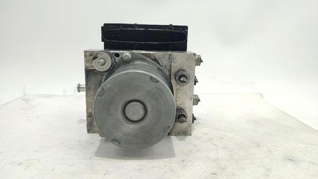 SRB500174 Land Rover