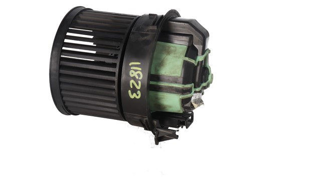 PEUGEOT T1011131B Ventilador habitáculo  en stock Salamanca
