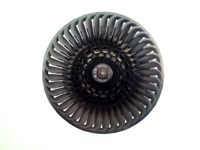 T1011131B Motor del ventilador del calefactor  disponible Utrera