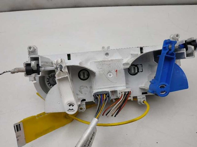 Elemento de control aire acondicionado Renault Clio IV hatchback comprar en España