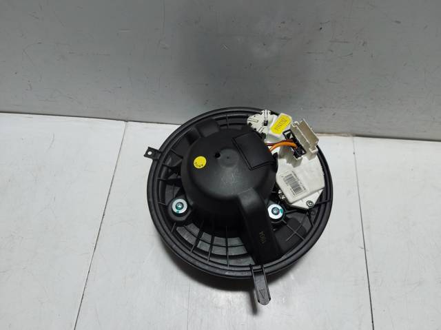 T1021327U BMW