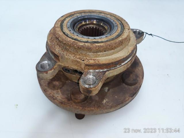 Buje de rueda TAY100060 LAND ROVER