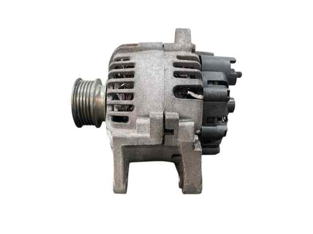 TG11C011 RENAULT Alternador  comprar en Jaén