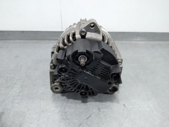 TG11C022 RENAULT Alternador  disponible Ourense