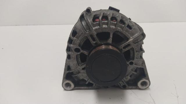 TG12C122 FORD Alternador  disponible Ourense