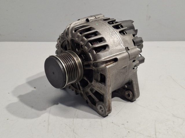 TG12C241 Alternador  comprar en Zaragoza