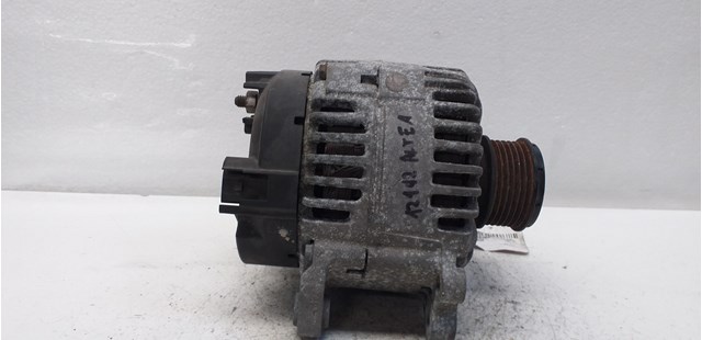 TG14C011 VAG Alternador  comprar en Jaén