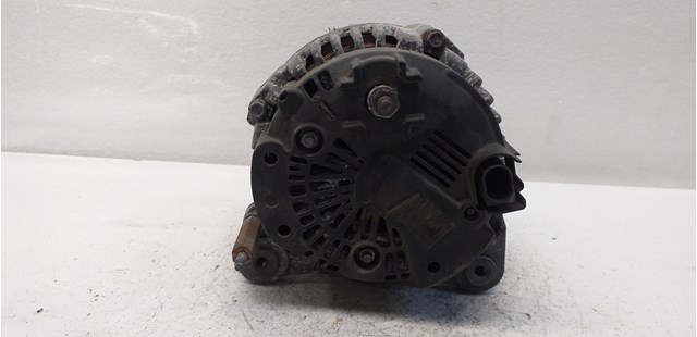 VAG TG14C011 Alternador  comprar en Ponferrada
