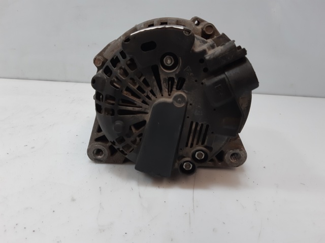 TG15C053 Alternador  comprar en Zaragoza