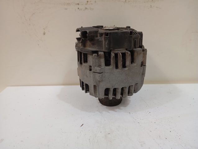 TG15C135 PEUGEOT Alternador comprar Bilbao