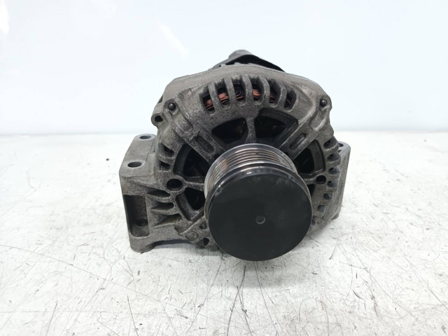 TG9S015 Alternador  en stock Sabadell