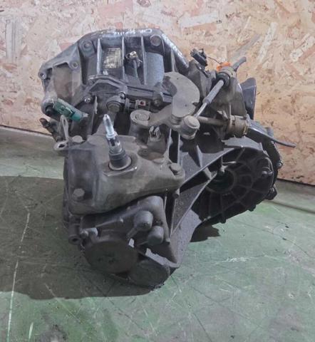 TL4000 Caja de cambios manual completa  disponible Utrera