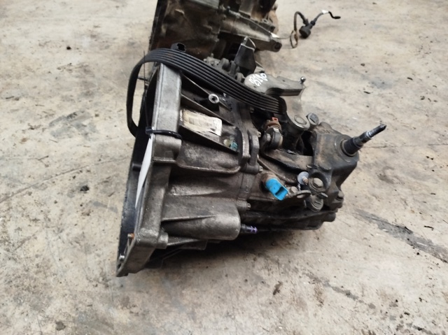 TL4000 RENAULT Caja de cambios manual completa  disponible Alicante
