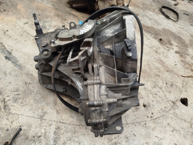 RENAULT TL4000 Caja de cambios manual completa  disponible Valladolid