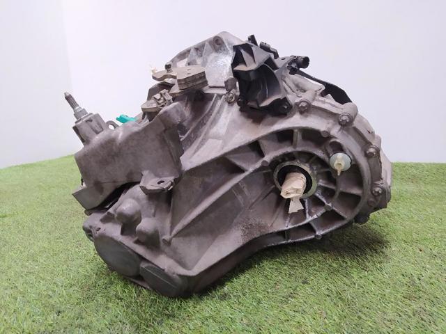 TL4043 RENAULT Caja de cambios manual completa  disponible Vigo
