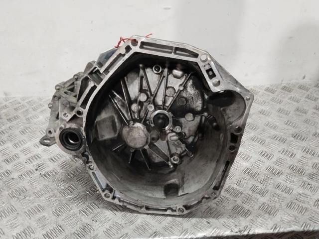 TL4A000 Renault (RVI)