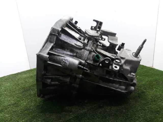 RENAULT TL4A001 Caja de cambios manual completa  comprar en Ponferrada