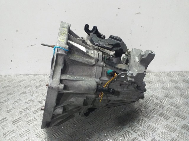 TL4A040 Renault (RVI)