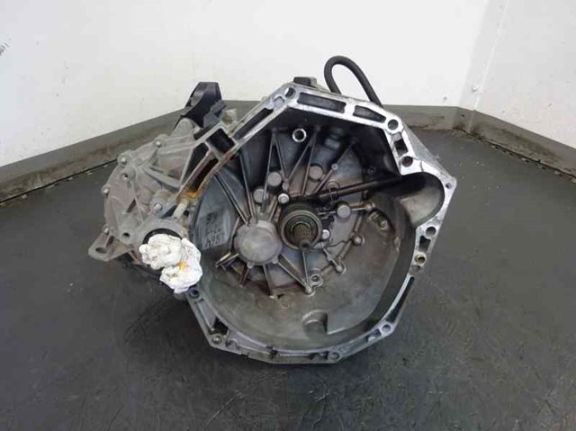 TL4A040 Renault (RVI)