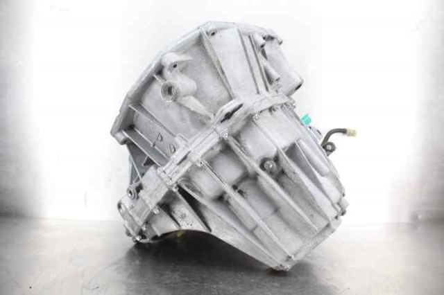 TL4A045 RENAULT Caja de cambios  en stock Huelva