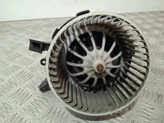 U0851003 VAG