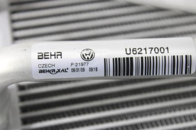 VAG U6217001 Condensador de aire acondicionado  disponible Valladolid