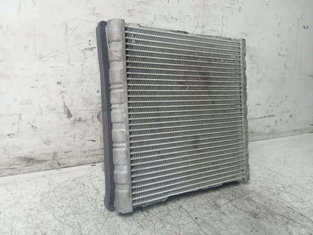 VAG U6217001 Condensador aire acondicionado  en stock Salamanca