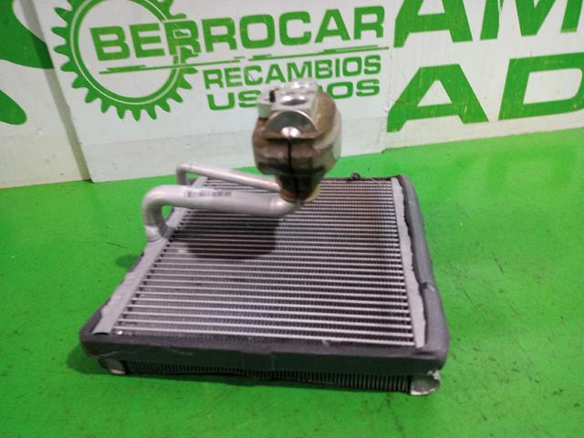 VAG U6217001 Condensador aire acondicionado  en stock Salamanca
