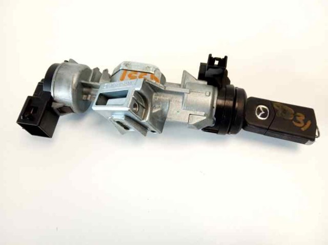 UM4667730 Mazda