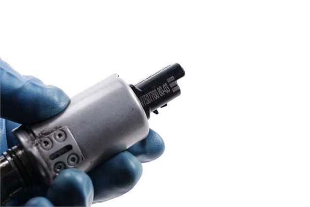 V758776080 Válvula solenoide de control de posición del árbol de levas  comprar en Zaragoza