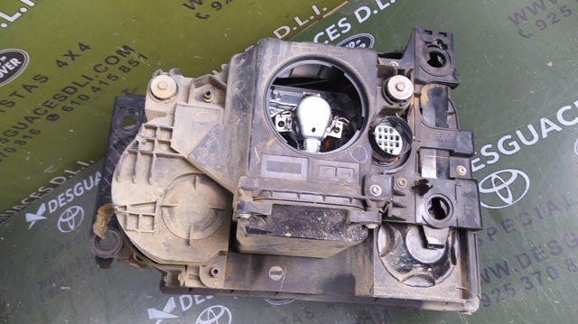 Comprar Faro derecho Land Rover Discovery III LR3 a bajo precio