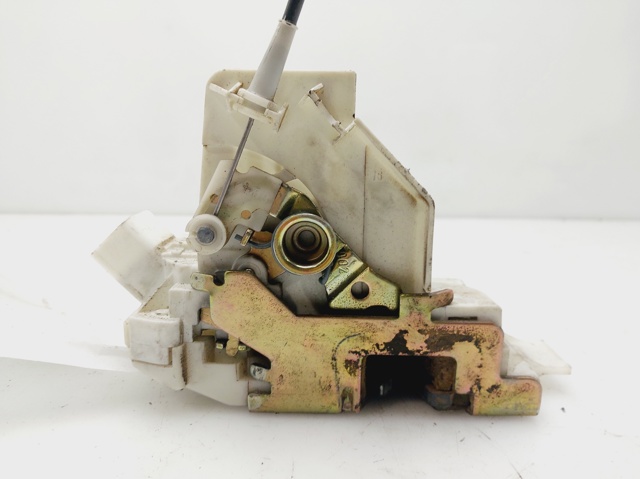 XS41A26412CG FORD Cerradura de la puerta trasera derecha  disponible Ourense